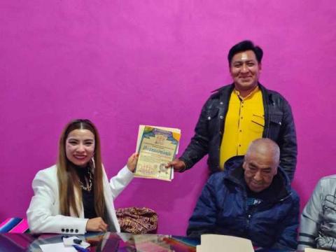 Reconoce alcaldesa de Contla a los artesanos de la Feria Internacional del Sarape imagen 8