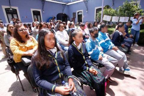 Premia SEDIF a infantes ganadores del concurso de dibujo “Hablemos De Un Trato Digno” imagen 8