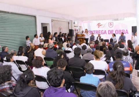 Reconstruyen calle en Xaxala, Blanca Angulo agradece confianza de los ciudadanos imagen 3
