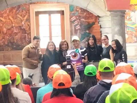 500 jóvenes tlaxcaltecas recuperan la vista, enaltece logro Lorena Cuéllar imagen 5