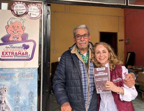 Marcela González recorre las calles de Chiautempan y reafirma su cercanía con el pueblo imagen 2