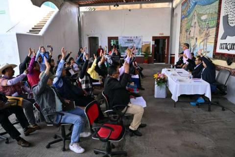 Ixtacuixtla reafirma su compromiso con la seguridad y el desarrollo con importantes acuerdos de Cabildo imagen 2
