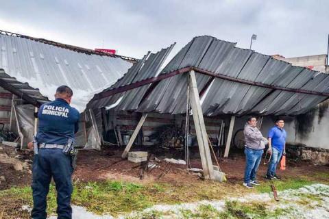 Áreas del ayuntamiento de Tlaxcala dan respuesta a afectaciones por fuerte granizada imagen 5