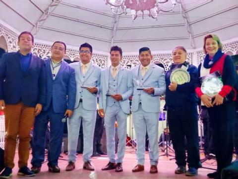 Chiautempan disfrutó una gran noche de boleros imagen 2
