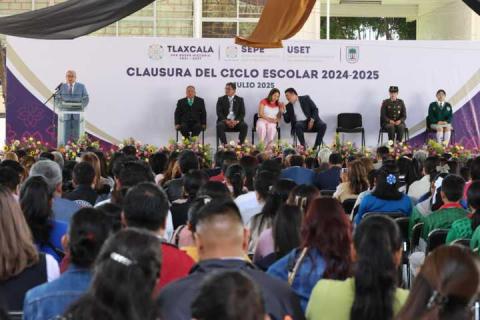 Autoridades educativas clausuran Ciclo Escolar 2024–2025 con llamado a consolidar una educación humanista y transformadora imagen 5