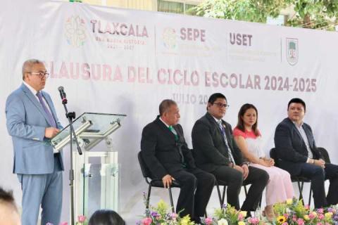 Autoridades educativas clausuran Ciclo Escolar 2024–2025 con llamado a consolidar una educación humanista y transformadora imagen 4