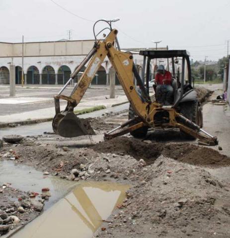 Gobierno de Chiautempan rehabilita sistema de drenaje en la zona del Mercado Nuevo imagen 4
