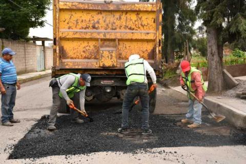 Inicia Rocío Meléndez programa de bacheo en Tlaltelulco imagen 12