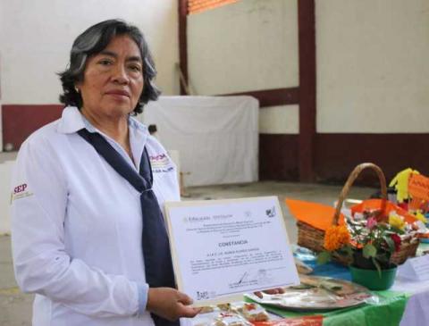 En Chiautempan se entregan constancias a 657 personas por concluir cursos de capacitación para el emprendimiento imagen 1