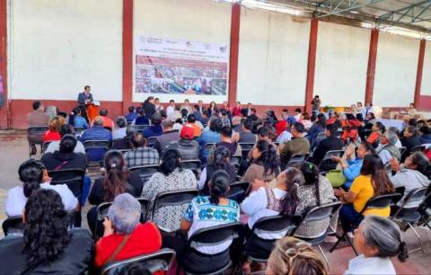 En Chiautempan se entregan constancias a 657 personas por concluir cursos de capacitación para el emprendimiento imagen 5