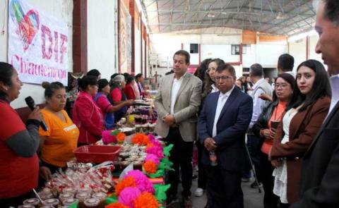 En Chiautempan se entregan constancias a 657 personas por concluir cursos de capacitación para el emprendimiento imagen 4