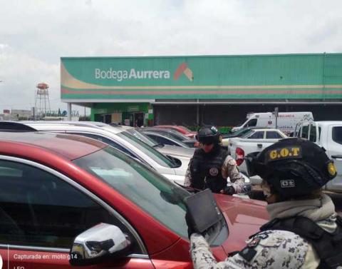 En Chiautempan se implementa operativo para detectar vehículos robados imagen 1