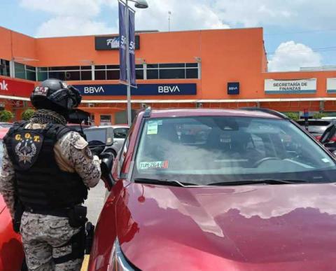 En Chiautempan se implementa operativo para detectar vehículos robados imagen 3