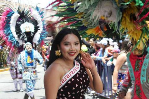 Festivo y alegre el desfile de Feria de Chiautempan, reúne a miles de familias imagen 5