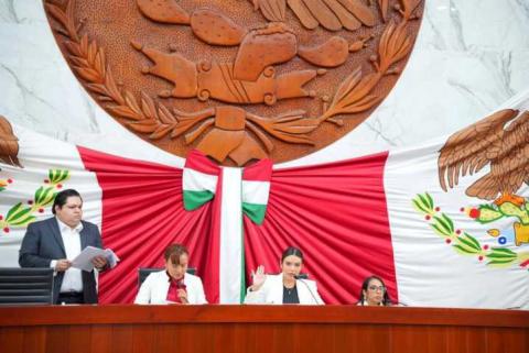Preside la Diputada Lorena Ruiz García la Novena Sesión de la Comisión Permanente del Congreso de Tlaxcala imagen 10