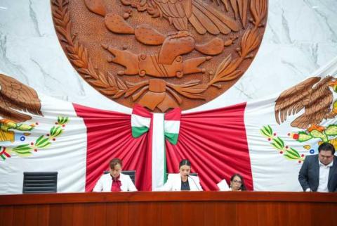 Preside la Diputada Lorena Ruiz García la Novena Sesión de la Comisión Permanente del Congreso de Tlaxcala imagen 12