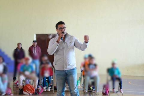 Inician con gran entusiasmo las actividades del curso de verano “Construyendo Sueños” en Tetla imagen 2