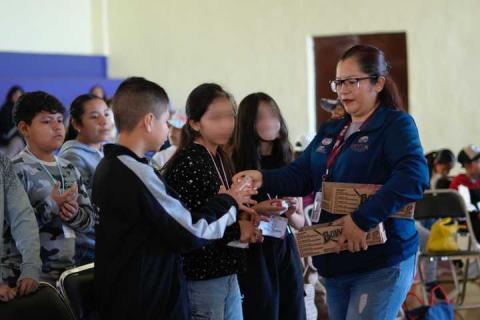 Inician con gran entusiasmo las actividades del curso de verano “Construyendo Sueños” en Tetla imagen 11