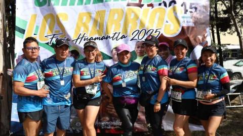 Huamantla vive la emoción de la tradicional Carrera de los Barrios 2025 imagen 8