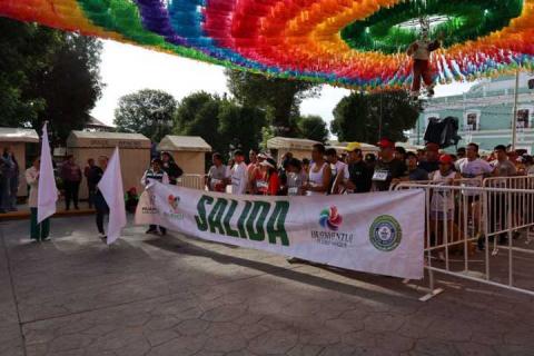 Huamantla vive la emoción de la tradicional Carrera de los Barrios 2025 imagen 5