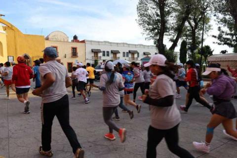 Huamantla vive la emoción de la tradicional Carrera de los Barrios 2025 imagen 4