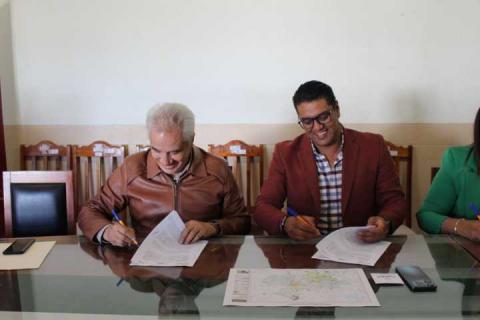 Firman acciones coordinadas para mejoras en el servicio de agua potable, en Tetla imagen 2
