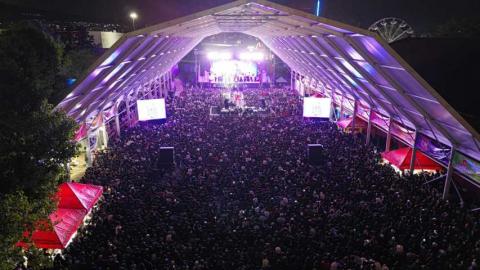 ¡Una noche épica con Los Tucanes de Tijuana en Huamantla! imagen 5