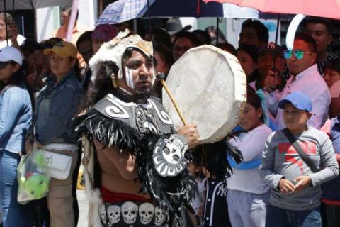 Huamantla celebra con orgullo el Desfile del Arte Efímero y de la Dalia 2025 imagen 6