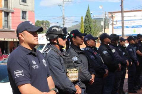 Alcalde de Tetla reconoce el esfuerzo y compromiso de los policías municipales imagen 7