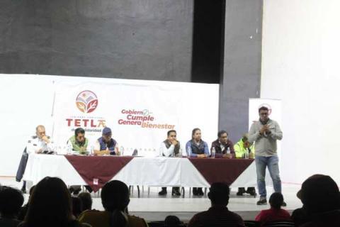 Presidente Municipal de Tetla sostiene diálogo con vecinos y comerciantes sobre obra de mejoramiento urbano imagen 6