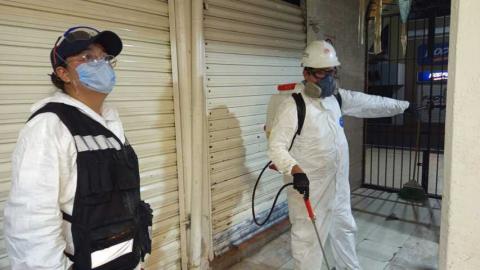 Con coordinación entre locatarios y gobierno municipal, se realiza fumigación del Mercado Hidalgo imagen 3