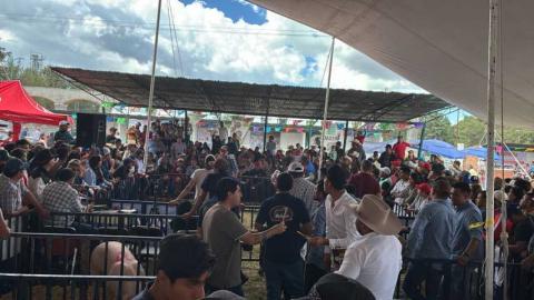 Realizan en Huamantla la primera Subasta Porcina en la Expo Ganadera imagen 1