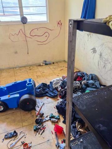 DIF Municipal y Procuraduría del Menor atienden caso de dos infantes dejados solos en su vivienda imagen 6
