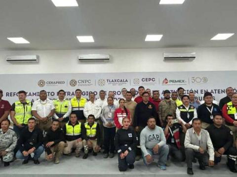 Capacitan a elementos de seguridad y protección civil municipales en manejo de riesgos por hidrocarburos imagen 5