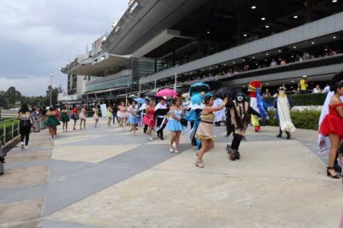 Contla de Juan Cuamatzi inaugura su espacio cultural en el Hipódromo de las Américas con productos artesanales y tradición viva . imagen 3