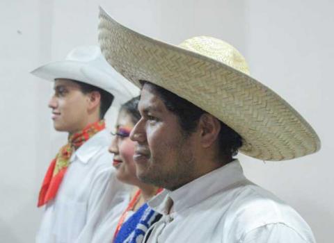 Blanca Angulo encabeza colocación de bando solemne en Chiautempan imagen 1