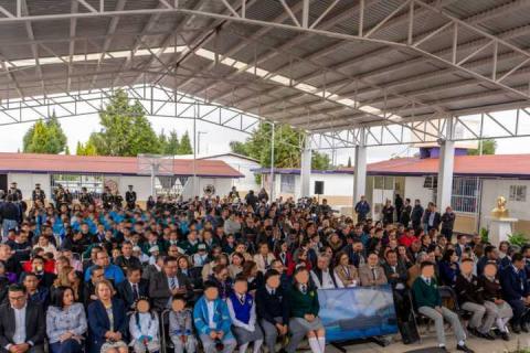 Javier Rivera Bonilla reafirma su compromiso con la educación y la niñez apizaquense imagen 4