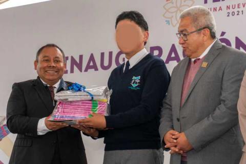 Javier Rivera Bonilla reafirma su compromiso con la educación y la niñez apizaquense imagen 1