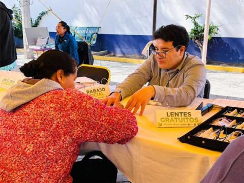 Caravana de salud y servicios beneficia a más de 50 personas en el Barrio De La Preciosa imagen 8