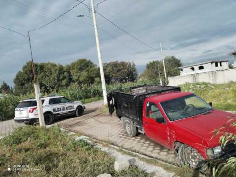Recuperan Policías de La Magdalena Tlaltelulco Camioneta Robada en Tetlanohcan imagen 7