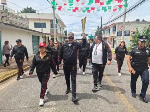 Entrega David Vega Terrazas, Fuego Simbólico a comunidades imagen 3