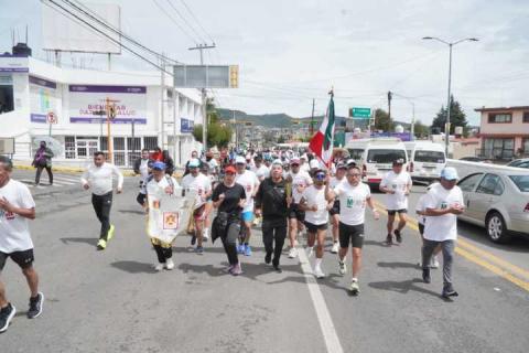 Llevan a Papalotla Fuego Nuevo de Independencia y se alistan para celebrar tradicional Grito imagen 3