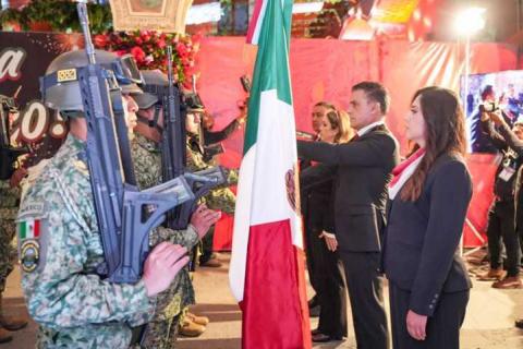 Alcalde Alfonso Sánchez custodió el lábaro patrio y leyó el acta de Independencia durante el Grito imagen 5