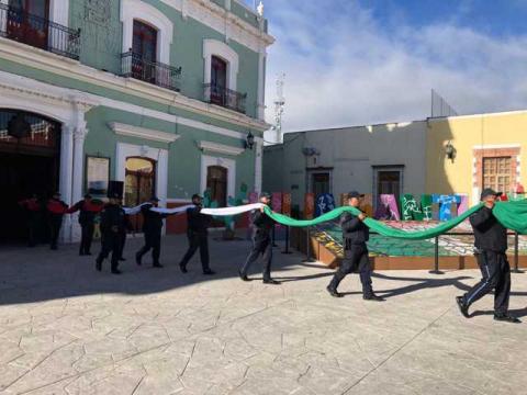 Ranchería de Torres y El Molino encabezan ceremonia de honores a la bandera en Huamantla imagen 2
