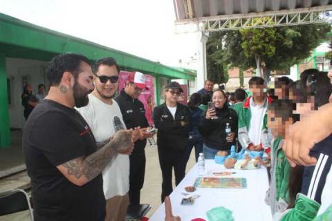 Gobierno de Tetla impulsa la prevención del embarazo en adolescentes con feria informativa para estudiantes imagen 2