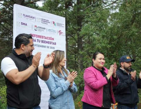 Reforestan en Chiautempan zona incendiada de la Malinche imagen 1