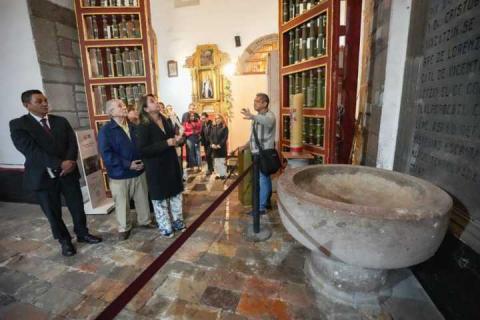 Ante invitados alcalde Alfonso Sánchez muestra bellezas históricas y culturales de Tlaxcala imagen 4