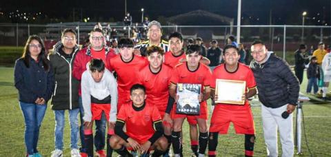 Espectacular final del Torneo de Fut7 en Tlaxco imagen 4