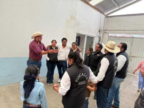 Alcalde de Tetla respalda la tradiciones de sus comunidades imagen 1