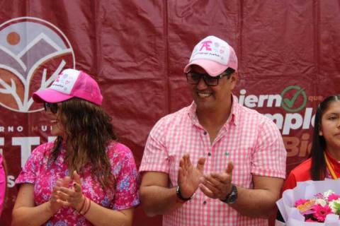 Giovani Montiel López participó en la caminata por el Día Mundial de la Lucha contra el Cáncer de Mama imagen 4